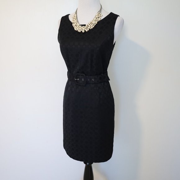 Banana Republic Dresses & Skirts - BANANA REPUBLIC Size 2P Black Career Dress